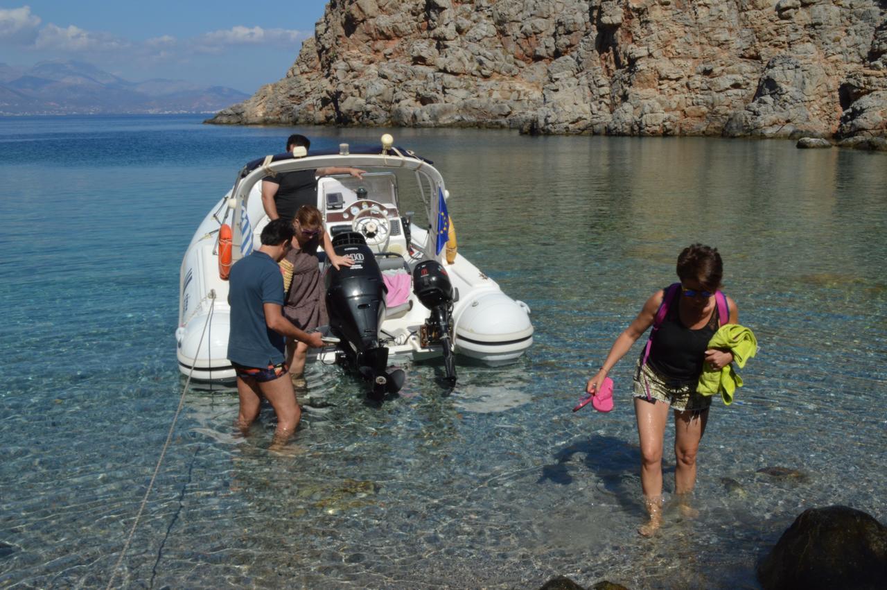 Tholos Rooms Kavoúsion Екстериор снимка