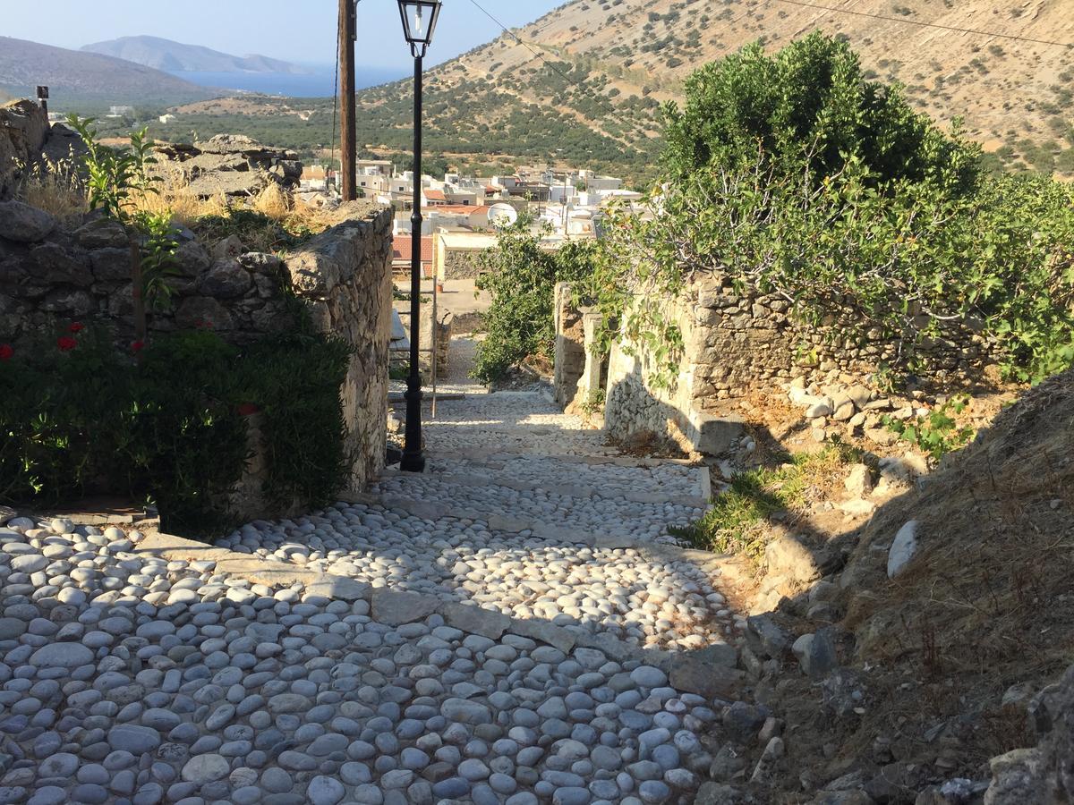 Tholos Rooms Kavoúsion Екстериор снимка