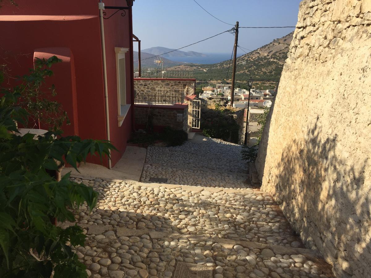 Tholos Rooms Kavoúsion Екстериор снимка
