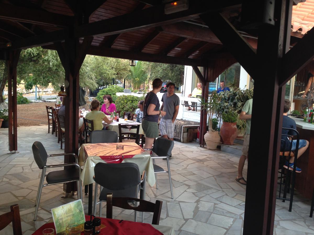 Tholos Rooms Kavoúsion Екстериор снимка
