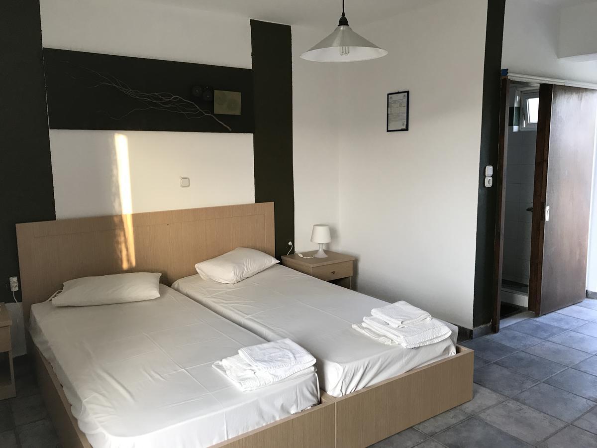 Tholos Rooms Kavoúsion Екстериор снимка