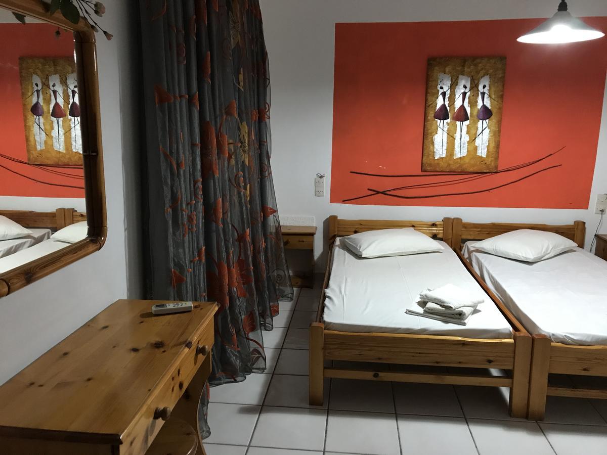 Tholos Rooms Kavoúsion Екстериор снимка