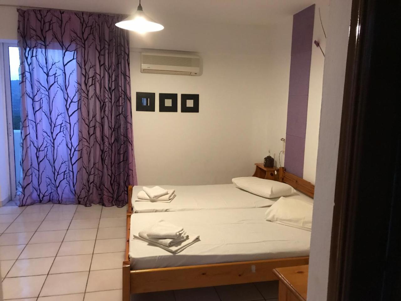 Tholos Rooms Kavoúsion Екстериор снимка